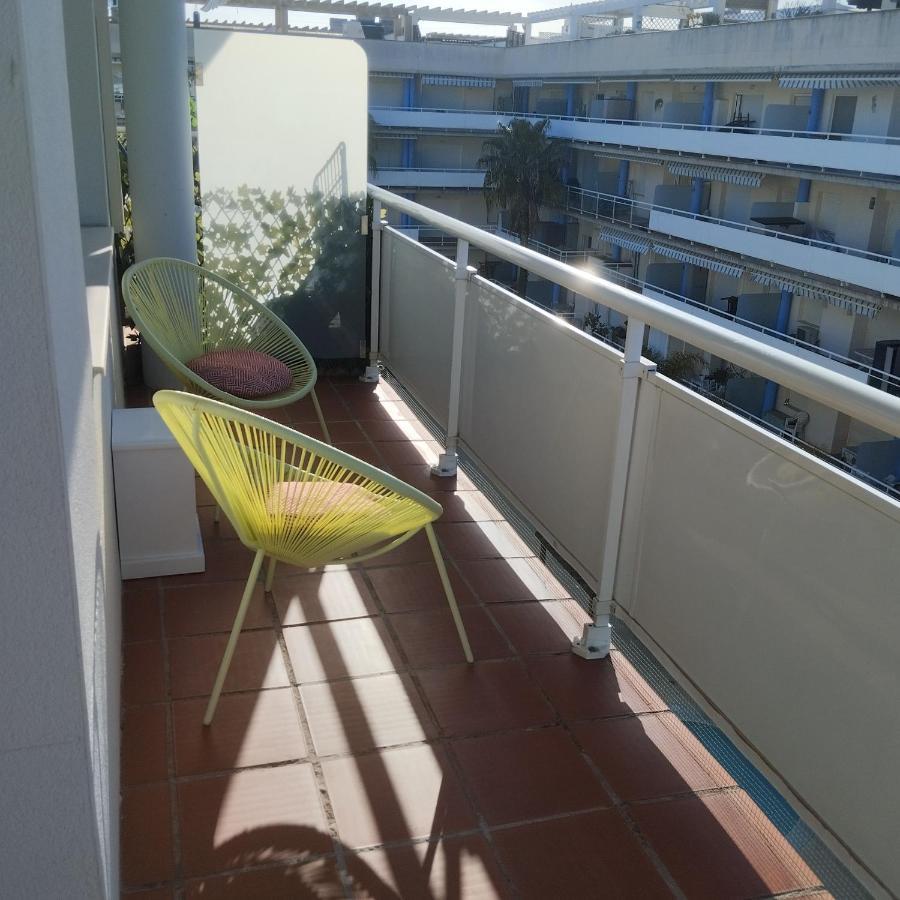 Atico Of 3 Rooms, Total 130M² Just For You With A 60 M² Terrace, Swimming Pool, Mountain And Marina View. Roses Kültér fotó