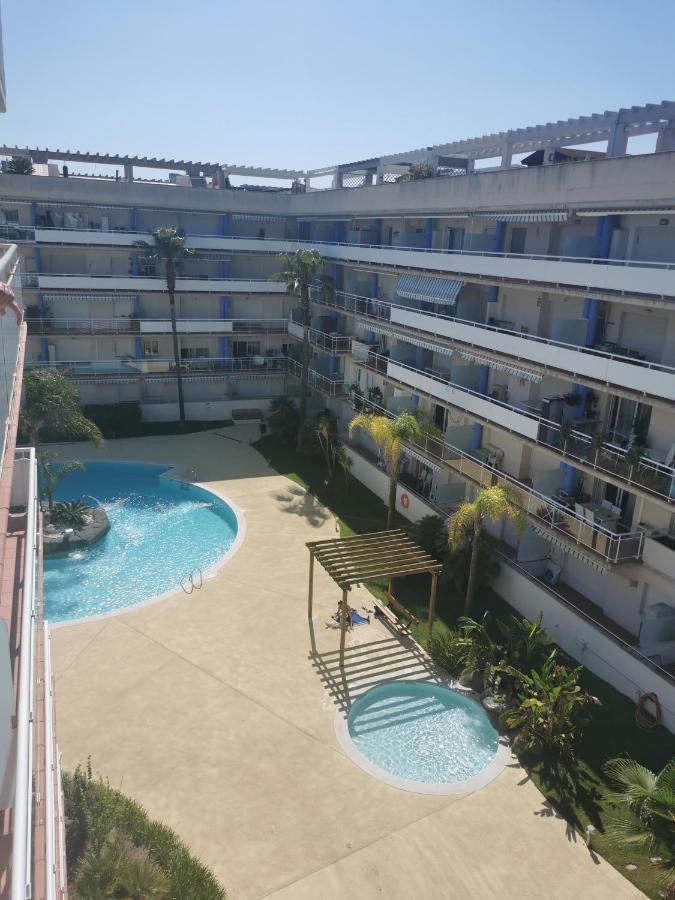 Atico Of 3 Rooms, Total 130M² Just For You With A 60 M² Terrace, Swimming Pool, Mountain And Marina View. Roses Kültér fotó
