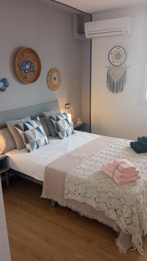 Atico Of 3 Rooms, Total 130M² Just For You With A 60 M² Terrace, Swimming Pool, Mountain And Marina View. Roses Kültér fotó